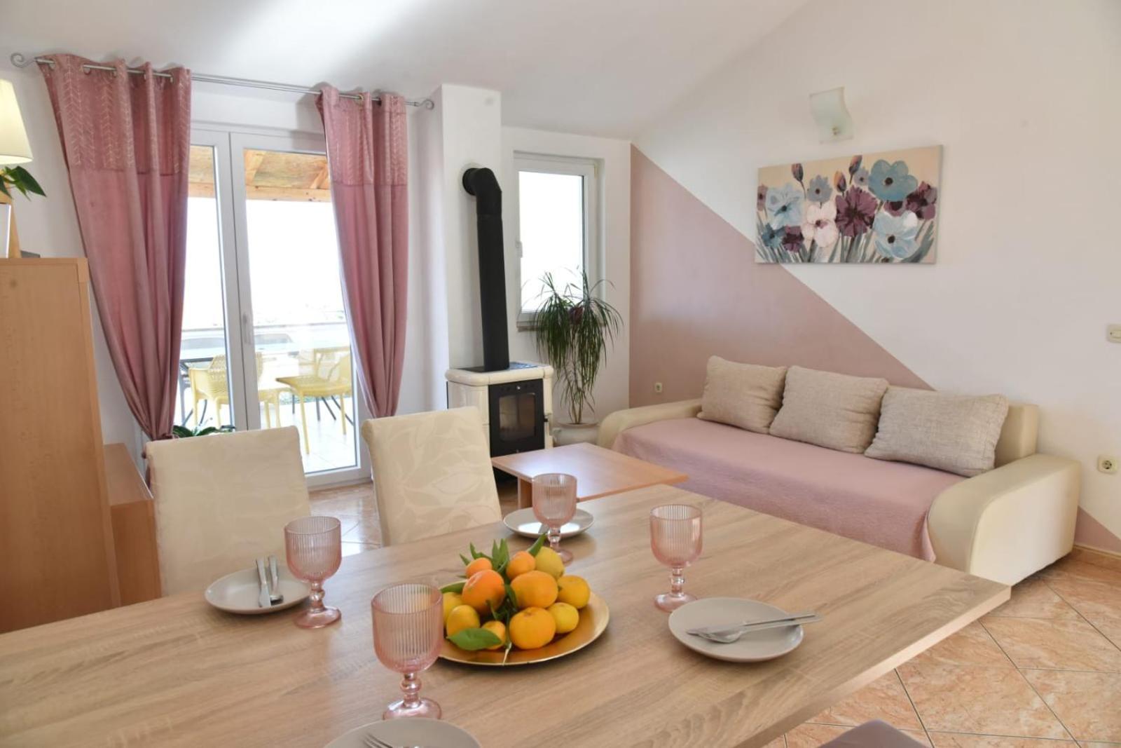 Relax Apartment Преко Екстериор снимка