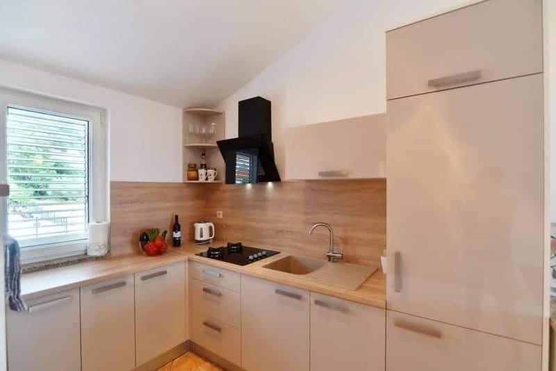Relax Apartment Преко Екстериор снимка